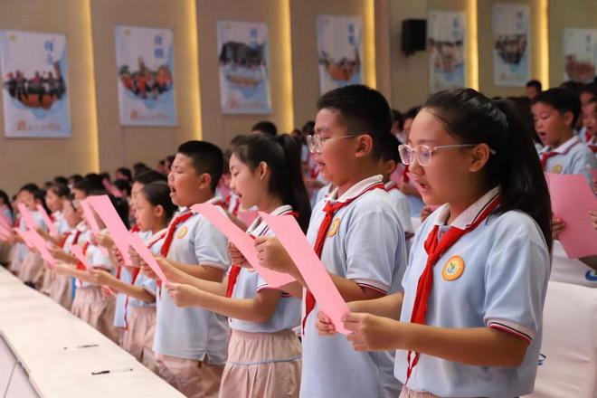 熊猫体育平台宋馨会长走进西安沣东二小传播阳光心理教育助力孩子健康成长(图4)