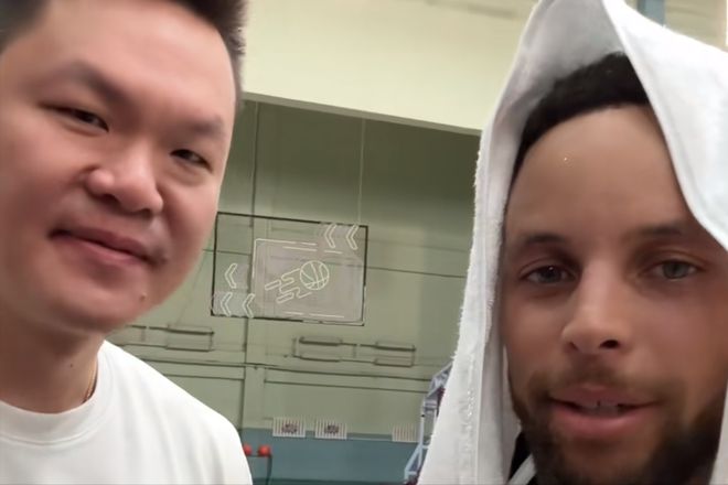 熊猫体育平台命苦的体操女神:遭富豪丈夫背叛儿子眼睁睁被抢最终净身出户(图2)