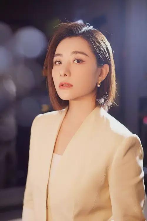 熊猫体育平台中国体操“三大美女”:张豆豆挺胸照走红刘璇举行了四次婚礼(图9)