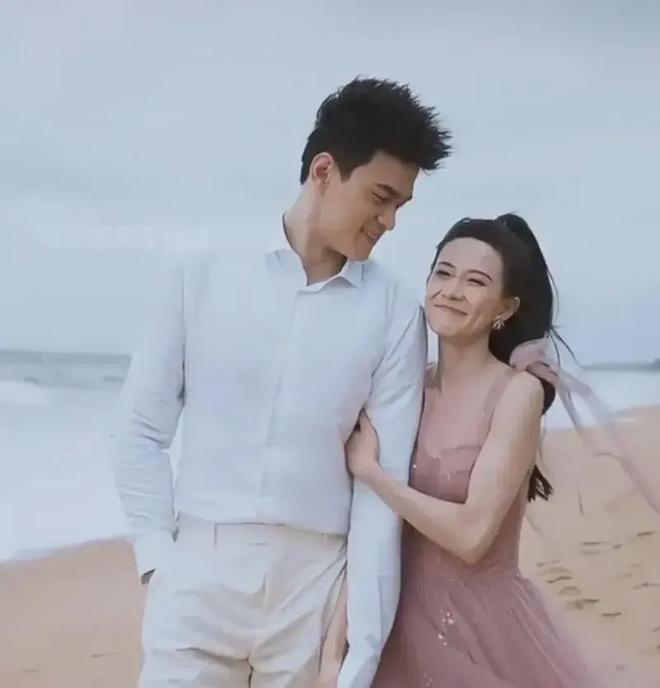 熊猫体育平台中国体操“三大美女”:张豆豆挺胸照走红刘璇举行了四次婚礼(图10)